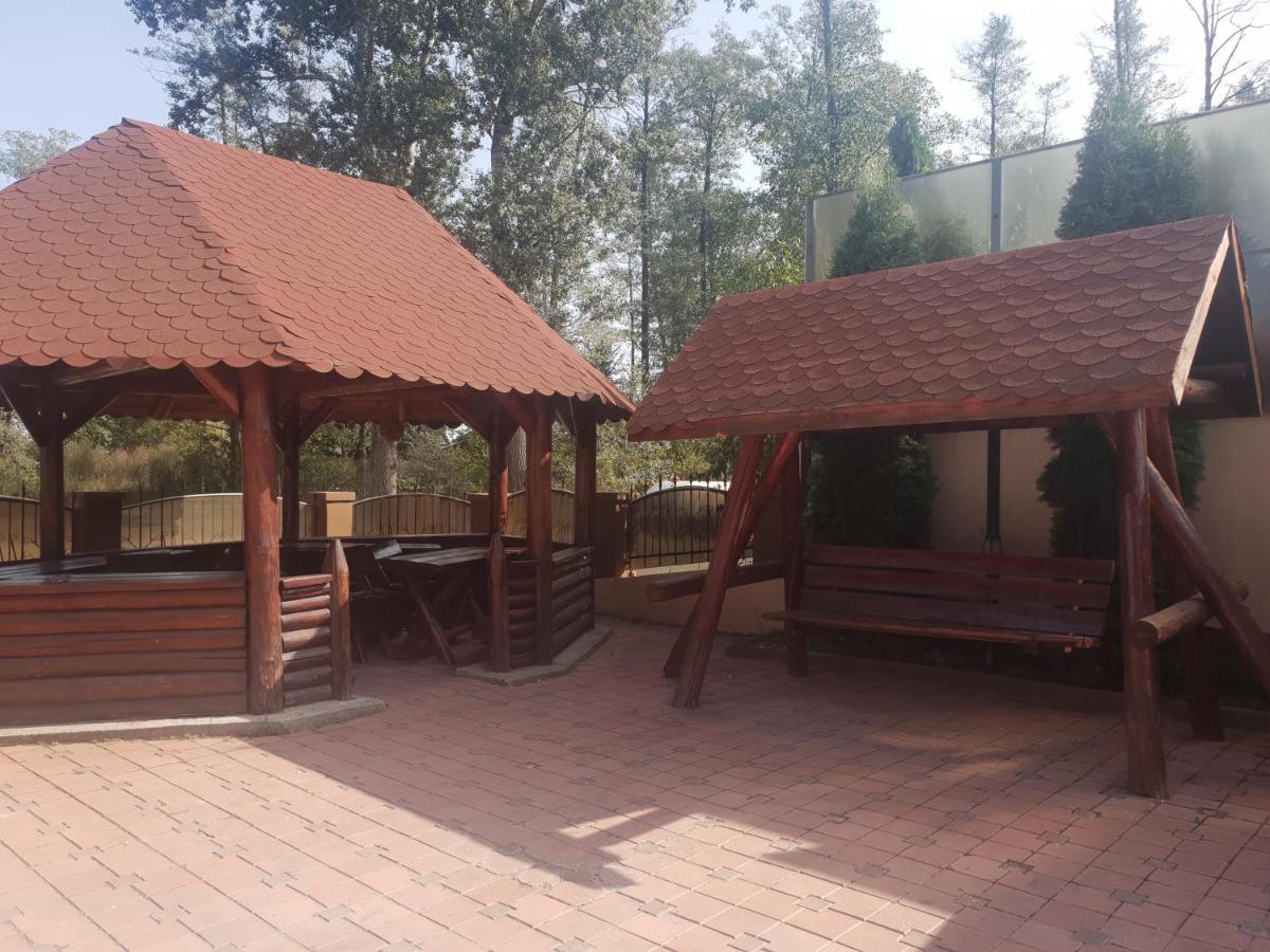 Pensiunea Heaven Bascov Exterior foto
