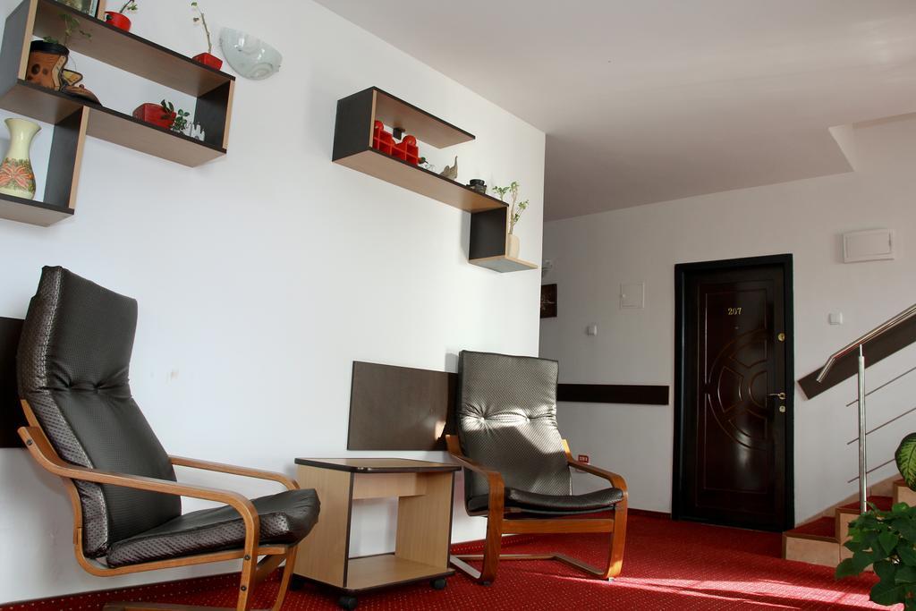 Pensiunea Heaven Bascov Exterior foto